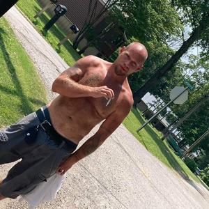 Meet your Posher, Travis